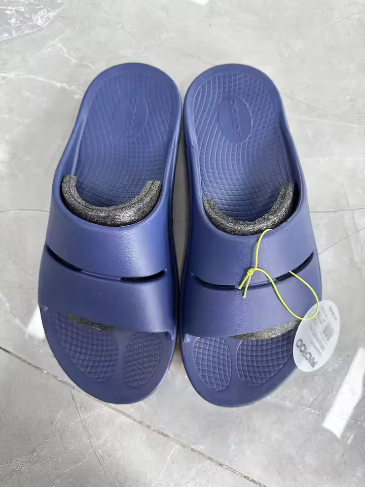OOFOS Soft Recovery Sandals