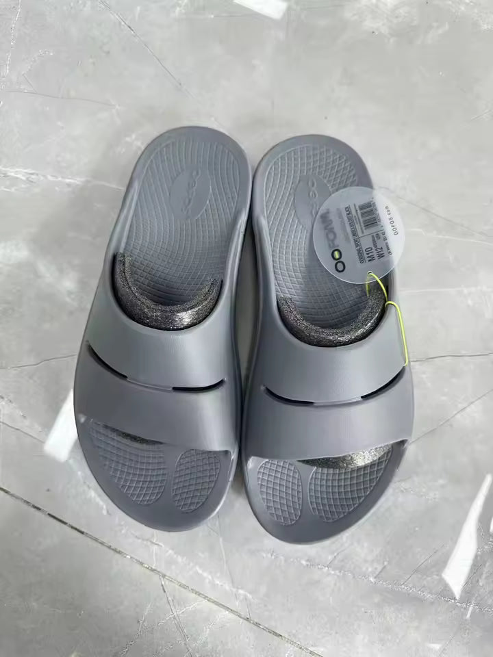 OOFOS Soft Recovery Sandals